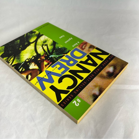 A Race Against Time ~ Nancy Drew Girl Detective Series Book 2, By Carolyn Keene - Picture 6 of 9